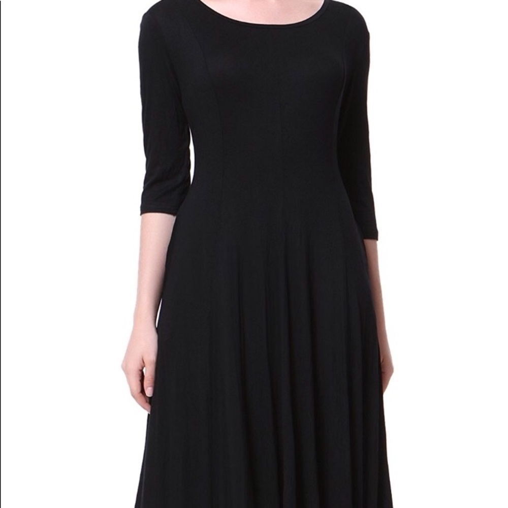 Black Swing Midi dress
